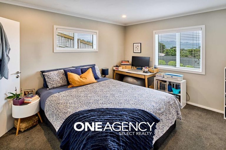 Photo of property in 49c Rose Street, Ranui, Porirua, 5024