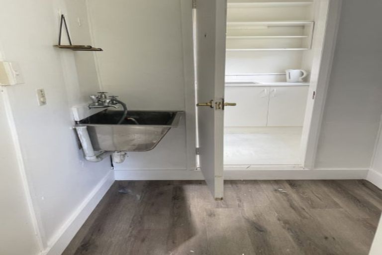 Photo of property in 9 Mortimer Terrace, Aro Valley, Wellington, 6021