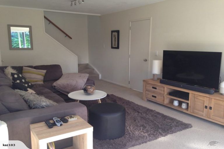 Photo of property in 4/56 Youngs Road, Papakura, 2110