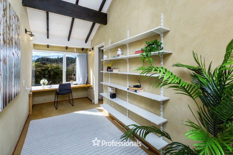 Photo of property in 32 Avian Crescent, Blue Mountains, Upper Hutt, 5371