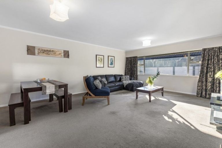 Photo of property in 41b Ludlam Crescent, Woburn, Lower Hutt, 5010