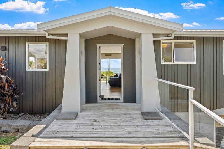 Photo of property in 300 Whangaparaoa Road, Stanmore Bay, Whangaparaoa, 0932