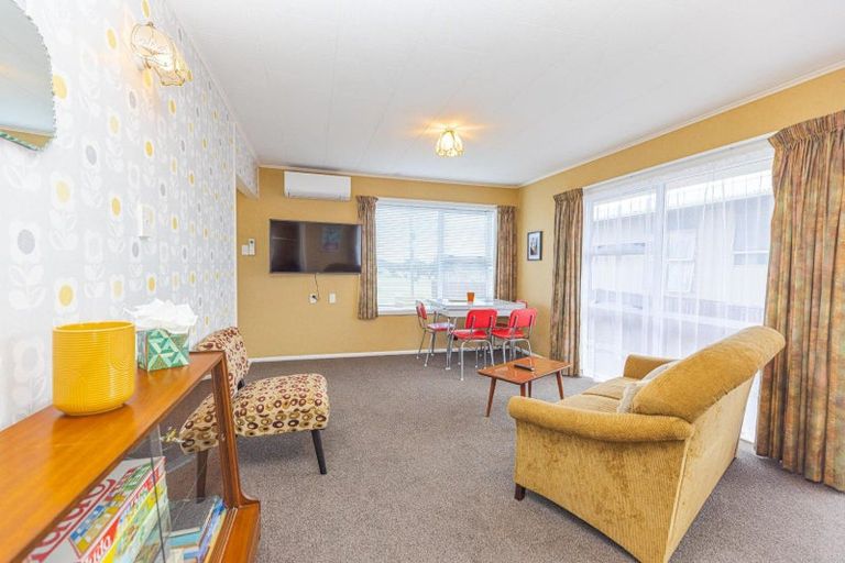 Photo of property in 30 Seafront Road, Castlecliff, Wanganui, 4501