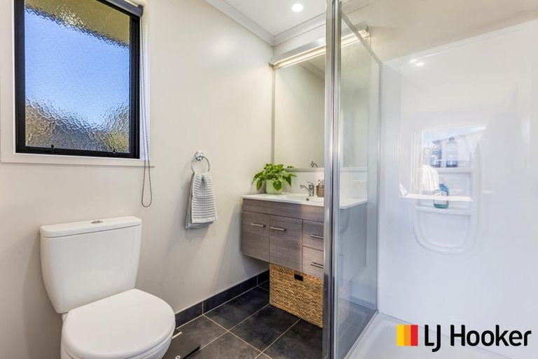 Photo of property in 36 Sunningdale Street, Wattle Downs, Auckland, 2103