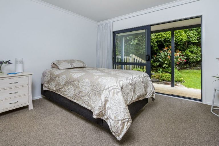 Photo of property in 12 Serrata Place, Browns Bay, Auckland, 0630