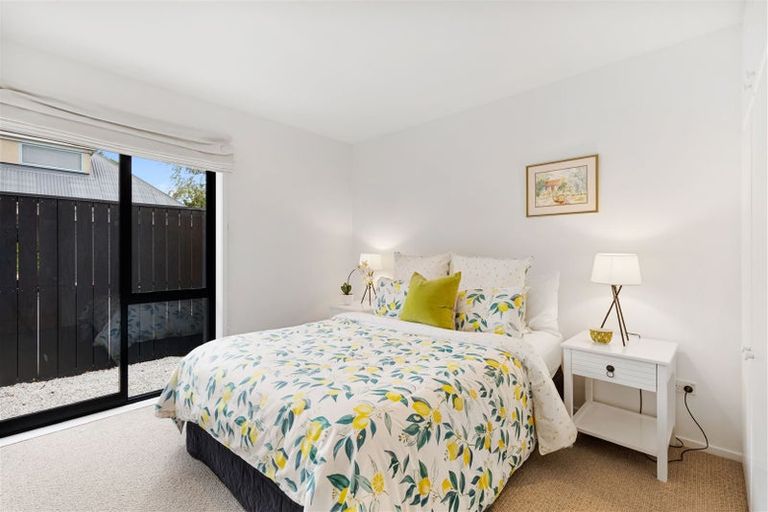 Photo of property in 1/33 Makora Street, Fendalton, Christchurch, 8041