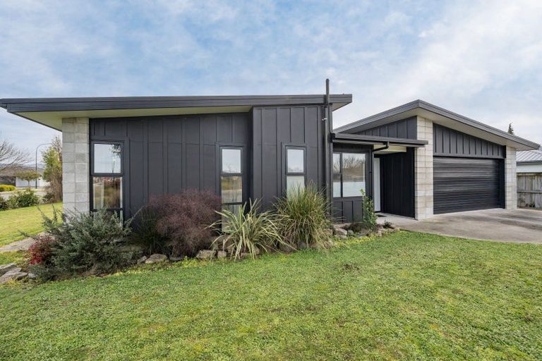 Photo of property in 35 Kerei Street, Motueka, 7120
