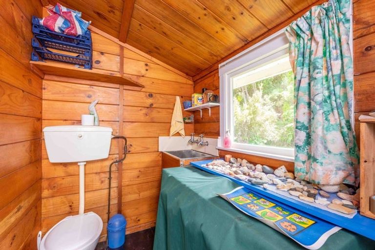 Photo of property in 24 Koutu Beach Road, Opononi, Kaikohe, 0473