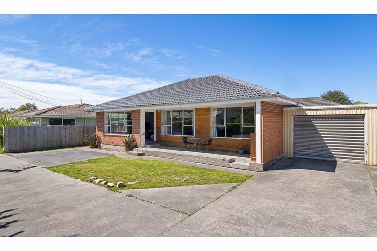 Photo of property in 1/63b Waimairi Road, Upper Riccarton, Christchurch, 8041