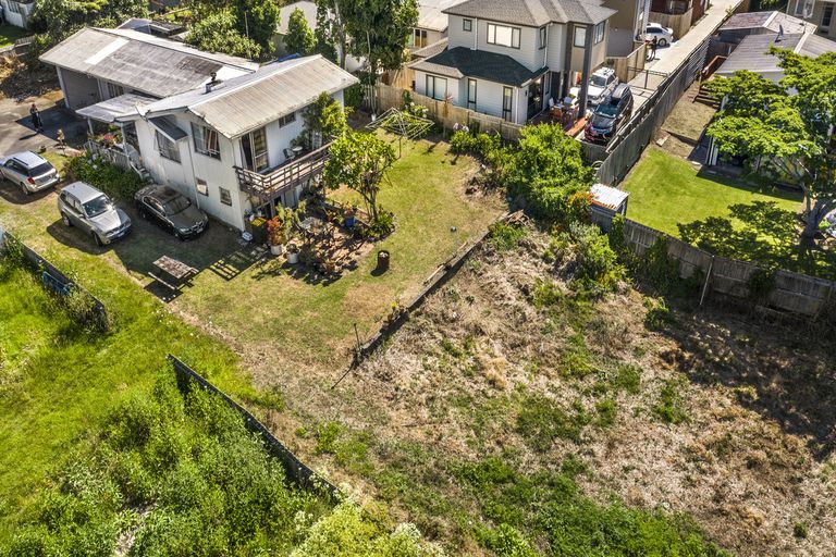 Photo of property in 22 Estuary Road, Weymouth, Auckland, 2103