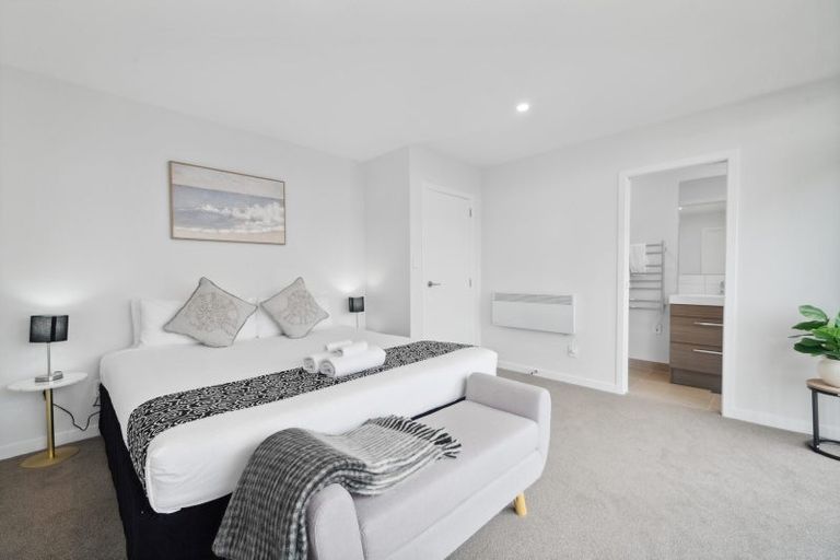 Photo of property in 15 Nanda Way, Khandallah, 6035