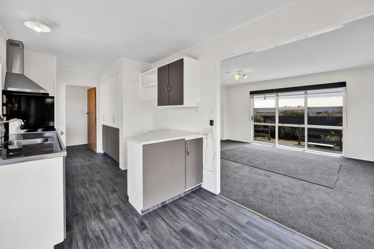 Photo of property in 6 Manuka Place, Hawera, 4610