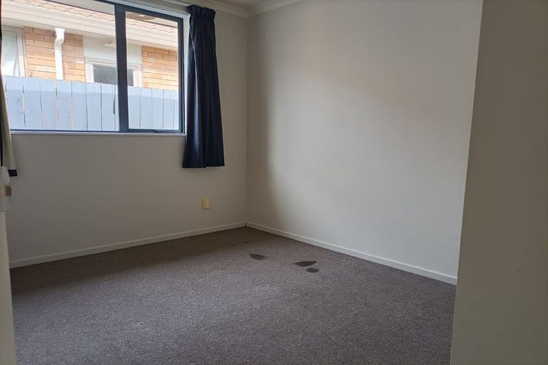 Photo of property in 32 Kayes Road, Pukekohe, 2120