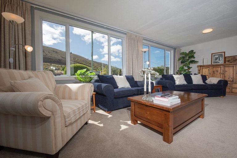 Photo of property in 75 Shields Street, Clyde, 9330