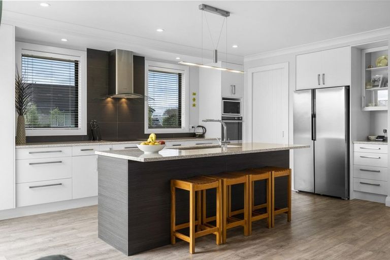 Photo of property in 35 Baxter Michael Crescent, Cambridge, 3434