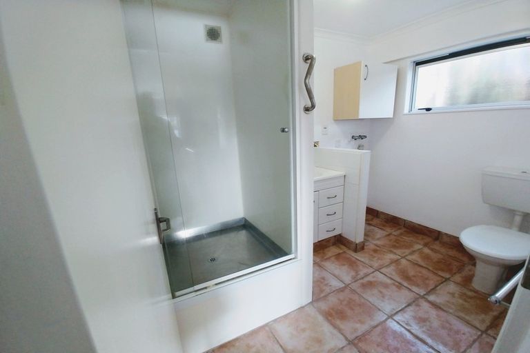 Photo of property in 5 Markham Place, Bucklands Beach, Auckland, 2012