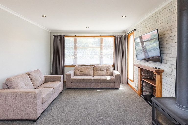 Photo of property in 20 Milton Street, Roslyn, Palmerston North, 4414