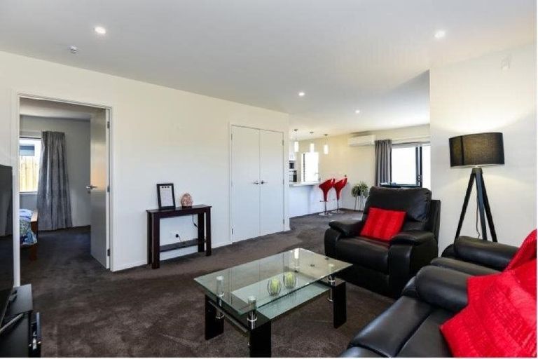 Photo of property in 12 Meyer Crescent, Halswell, Christchurch, 8025