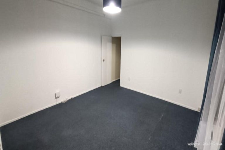 Photo of property in 1/50 Clyde Street, Island Bay, Wellington, 6023
