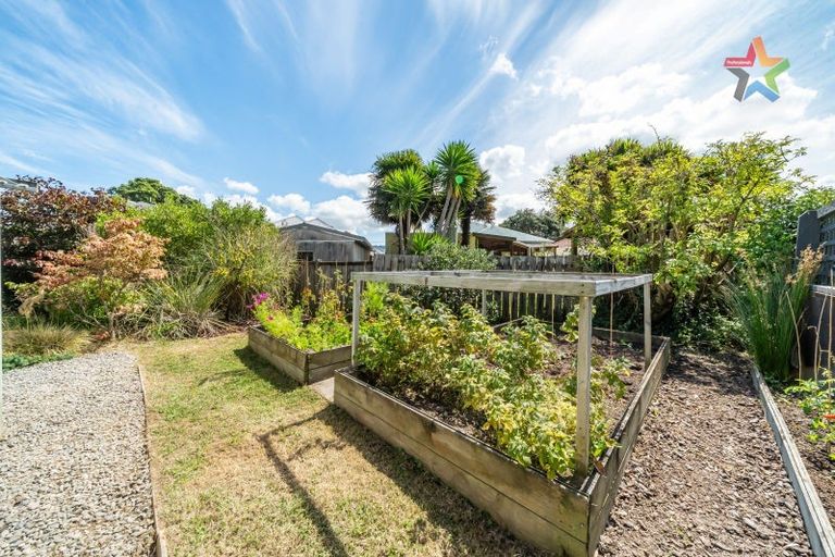 Photo of property in 225 Riverside Drive, Waterloo, Lower Hutt, 5011