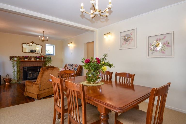 Photo of property in 108 Broadway, Carterton, 5713