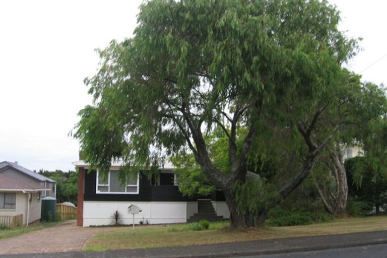 Photo of property in 18 Holland Road, Hillcrest, Auckland, 0627