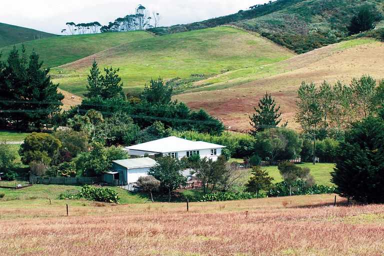 Photo of property in 175 Kerr Road, Parua Bay, Onerahi, 0192