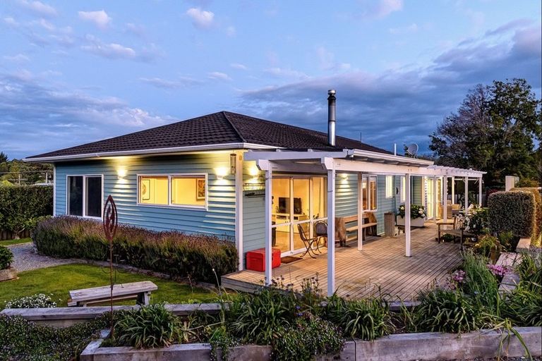 Photo of property in 17 Goddard Road, Tasman, Upper Moutere, 7173