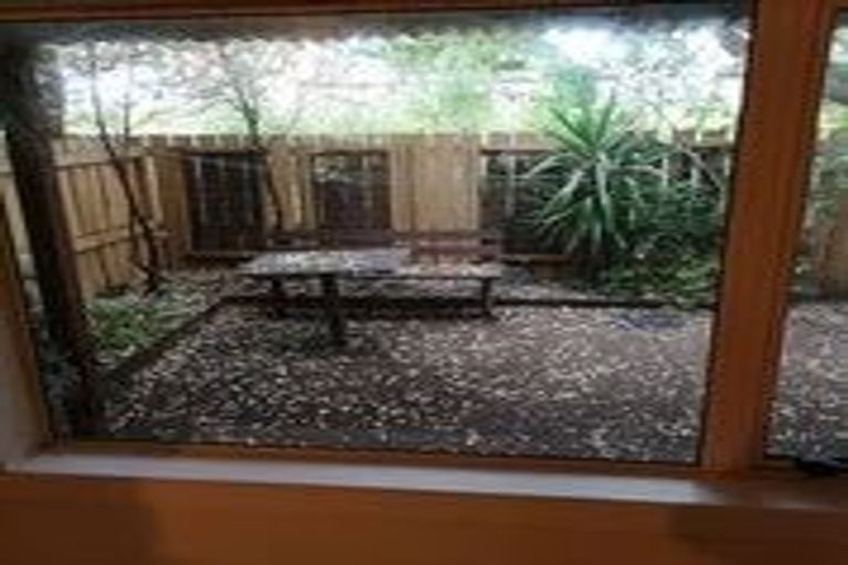 Photo of property in 14a Captain Scott Road, Glen Eden, Auckland, 0602