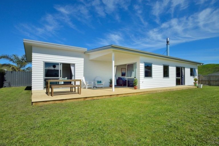 Photo of property in 83 Hamilton Drive, Wainui, Gisborne, 4010