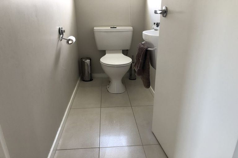 Photo of property in 27 Arbor-lea Avenue, Richmond, 7020