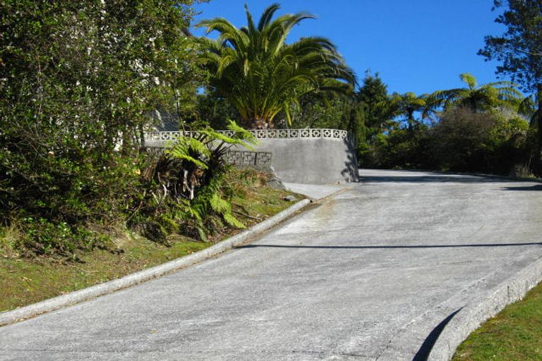 Photo of property in 11 Leith Crescent, Greymouth, 7805