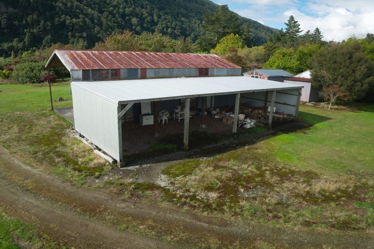 Photo of property in 3352 Ahaura-kopara Road, Totara Flat, 7871