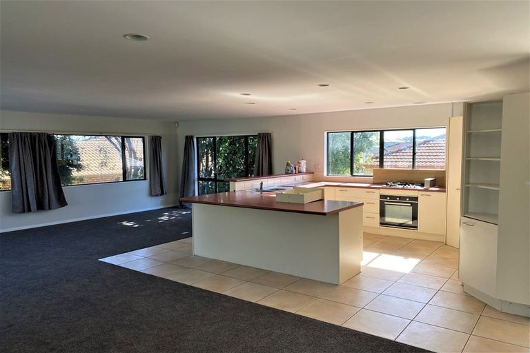 Photo of property in 5a Oakleigh Avenue, Takanini, 2112