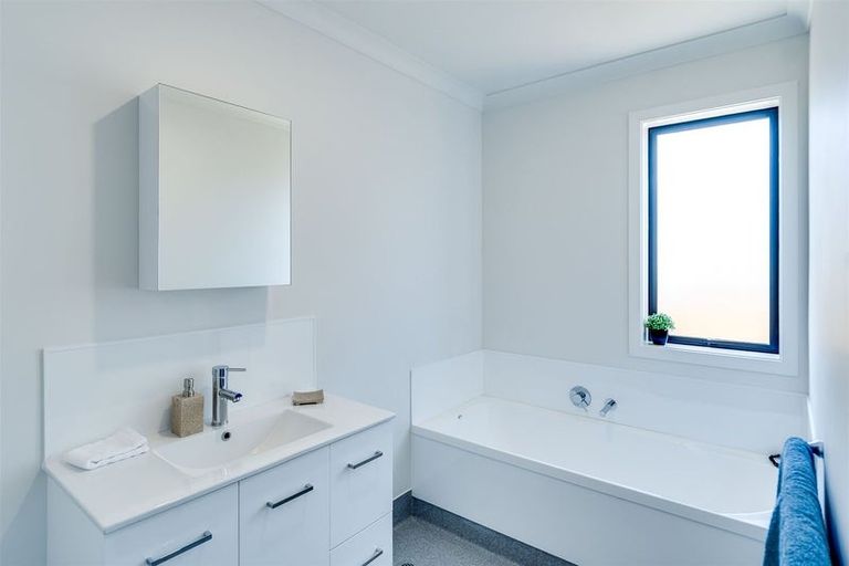 Photo of property in 82 Geddis Avenue, Maraenui, Napier, 4110