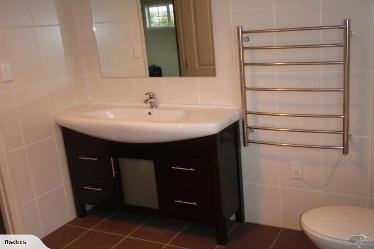 Photo of property in 17b Forest Hill Road, Henderson, Auckland, 0612