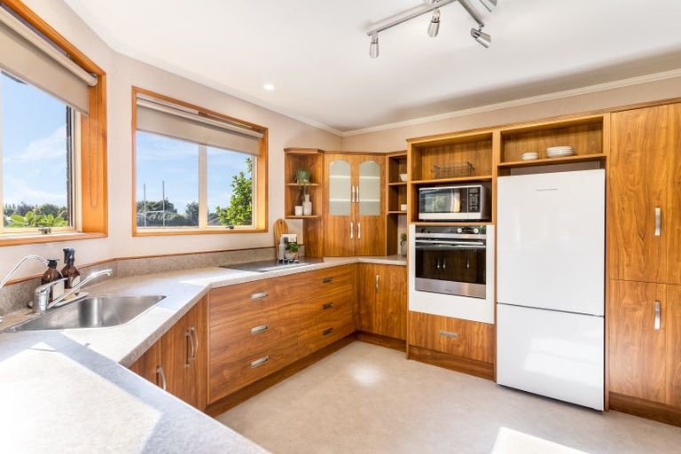 Photo of property in 27 Eglinton Street, Winton, 9720