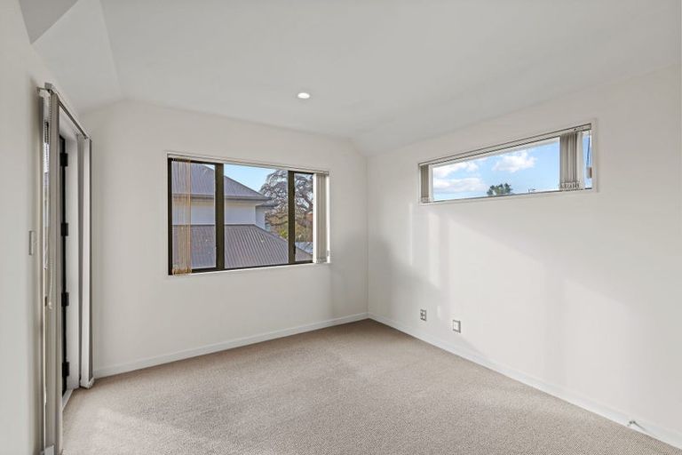 Photo of property in 1a Trist Place, Edgeware, Christchurch, 8013