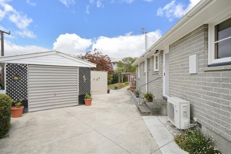 Photo of property in 10 Cheam Street, Dallington, Christchurch, 8061