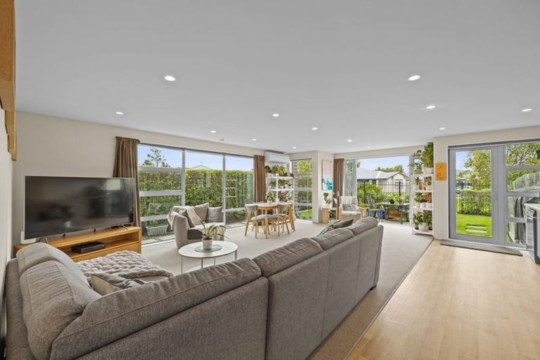 Photo of property in 5 Eric Adam Way, Linwood, Christchurch, 8062