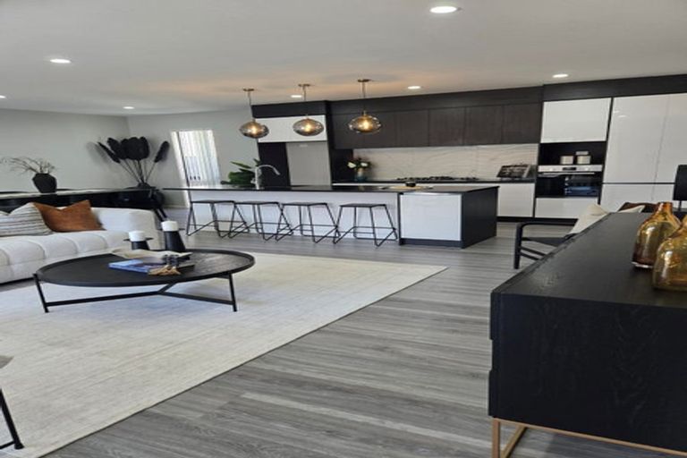 Photo of property in 27 Surf View Crescent, Red Beach, 0932