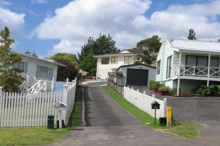 Photo of property in 39 Hale Crescent, Bayview, Auckland, 0629