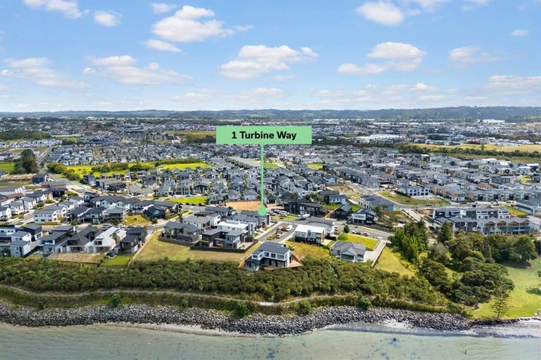 Photo of property in 1 Turbine Way, Hobsonville, Auckland, 0616