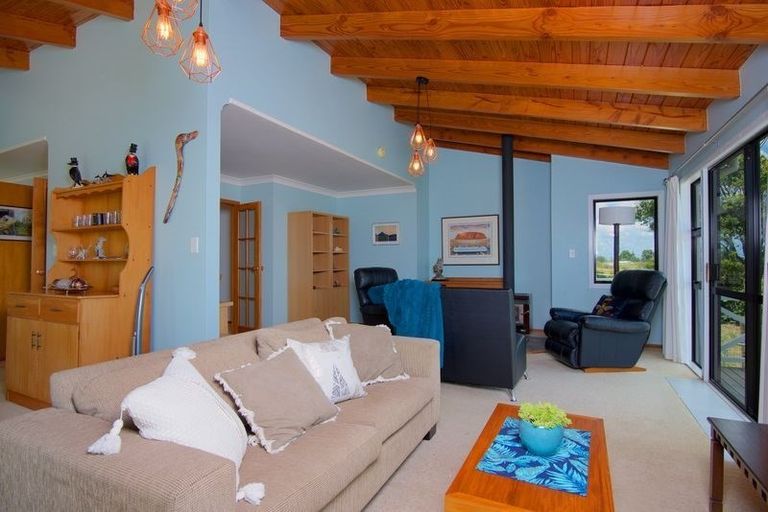 Photo of property in 85 Quail Road, Kaukapakapa, Warkworth, 0984