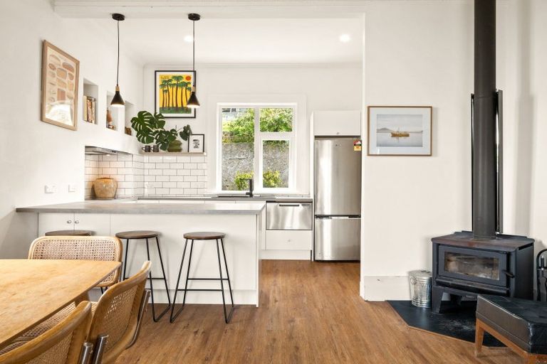 Photo of property in 37 Skibo Street, Kew, Dunedin, 9012