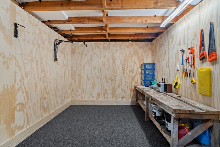 Photo of property in 32 Hood Crescent, Arrowtown, 9302