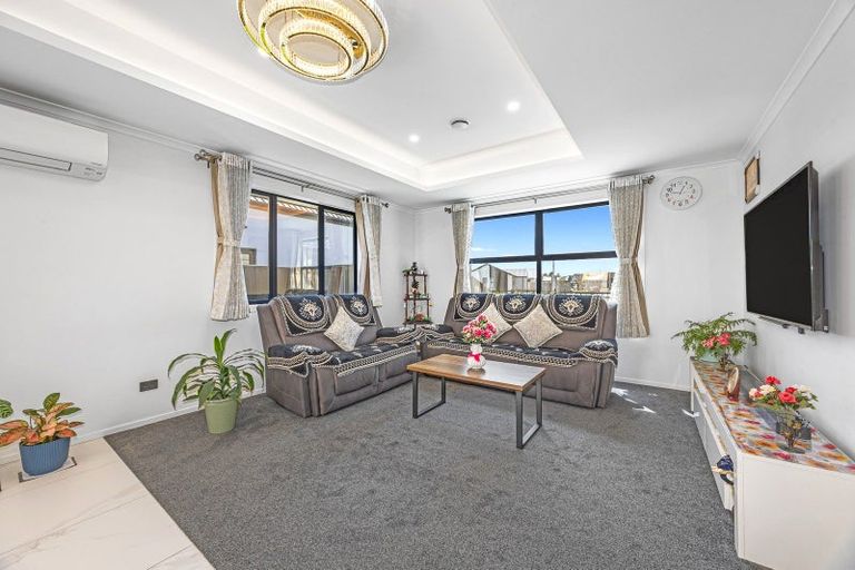 Photo of property in 66 Skibbereen Drive, Halswell, 8025