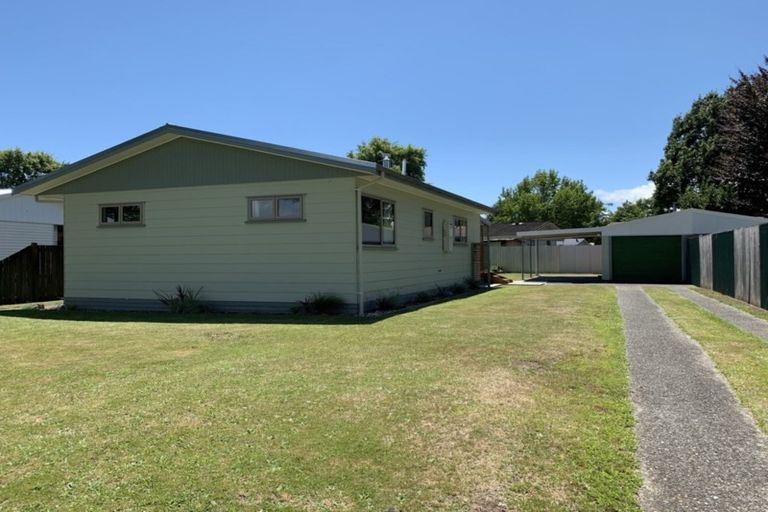 Photo of property in 6 Toi Grove, Turangi, 3334