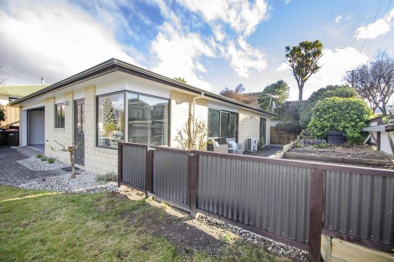 Photo of property in 25 Achil Street, Cromwell, 9310