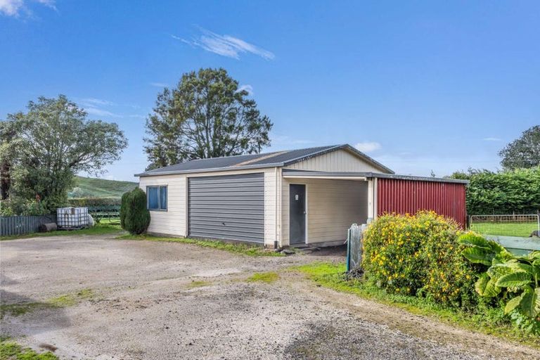 Photo of property in 95 Baker Road, Mangorei, New Plymouth, 4371